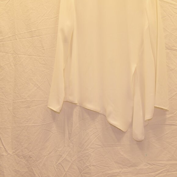 Babaton Aritzia White Flowy Blouse - Picture 7 of 12